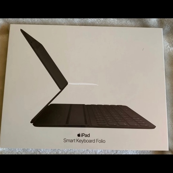 iPad Smart Keyboard - Picture 2 of 4